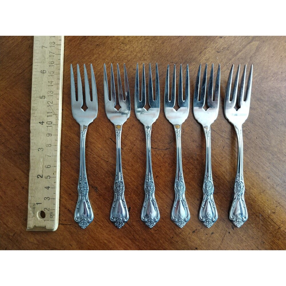 Lot 6x Salad Forks Oneida HH Kennett Square Stainless Distinction Deluxe 6.2"